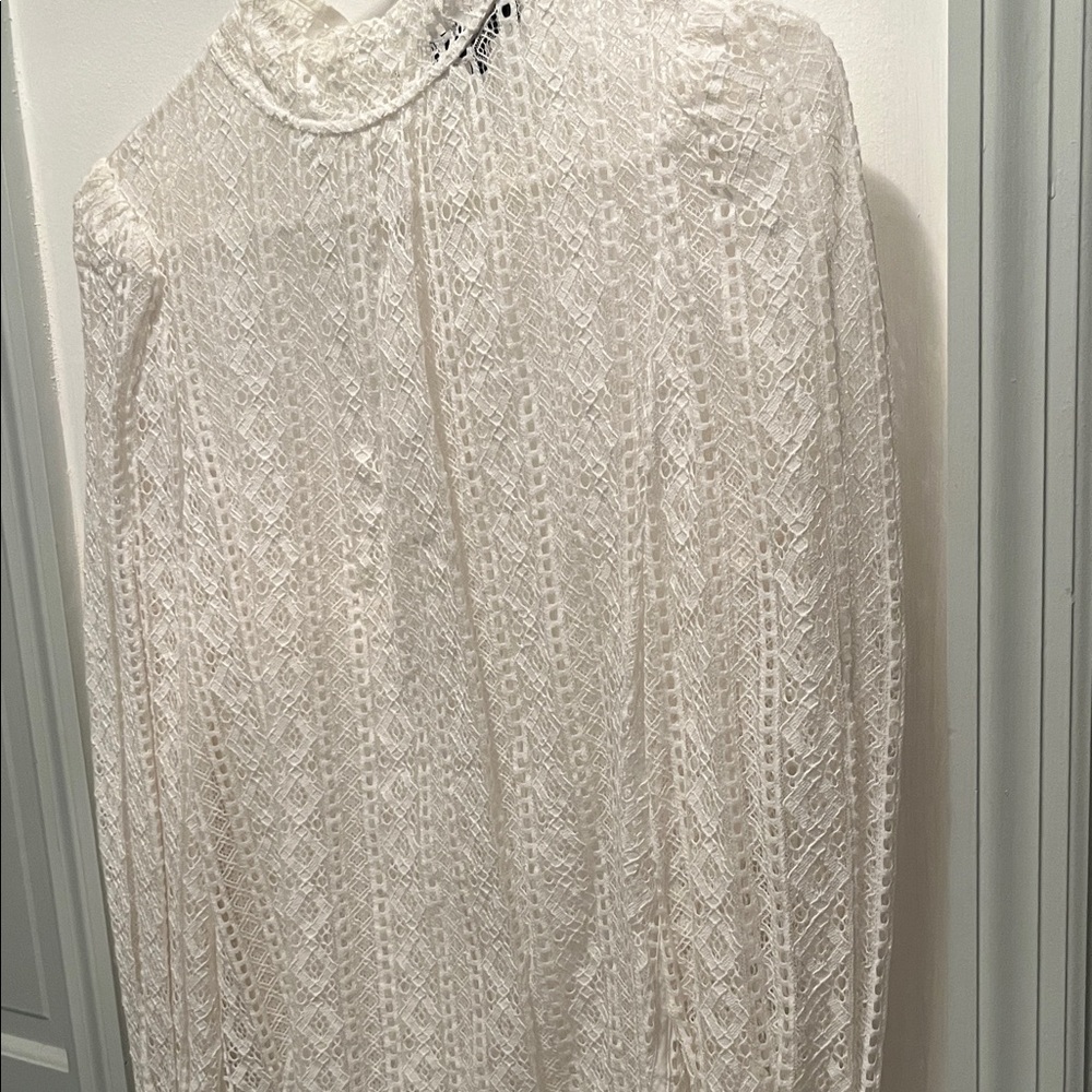 ME+EM White Lace Top